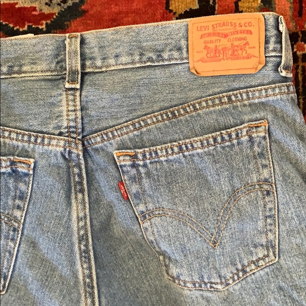 Vintage Levi High Waist Shorts. Tagged size 10 MIS - Picture 2 of 4